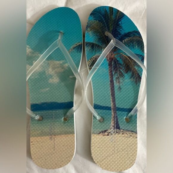 Old Navy flip flops Sandals Beach Hawaiana new women’s 9 palm tree - Picture 1 of 5